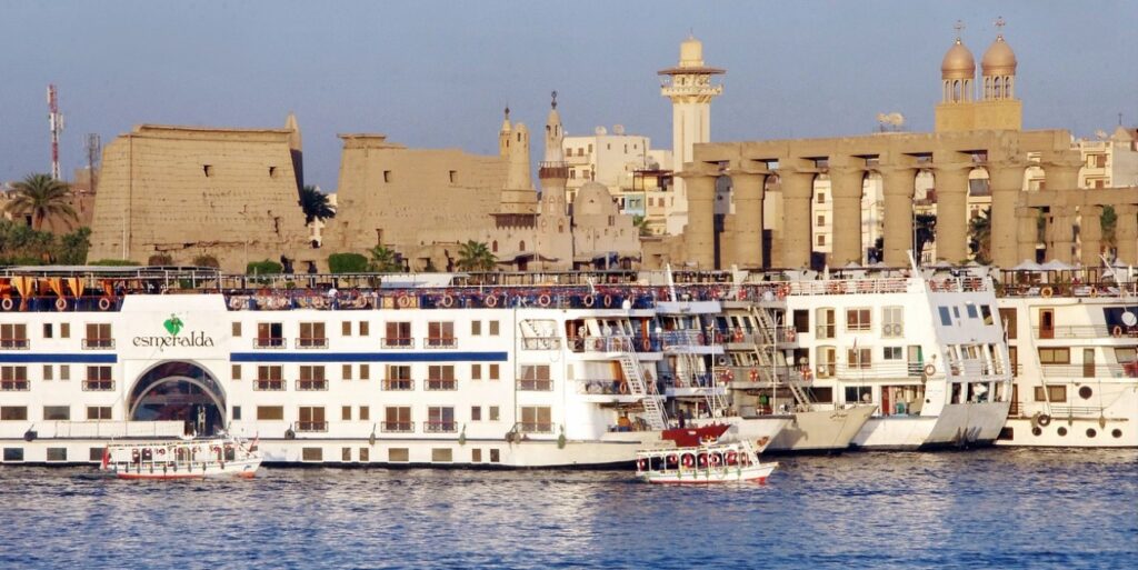 الجولات النيلية في مدينه الاقصر