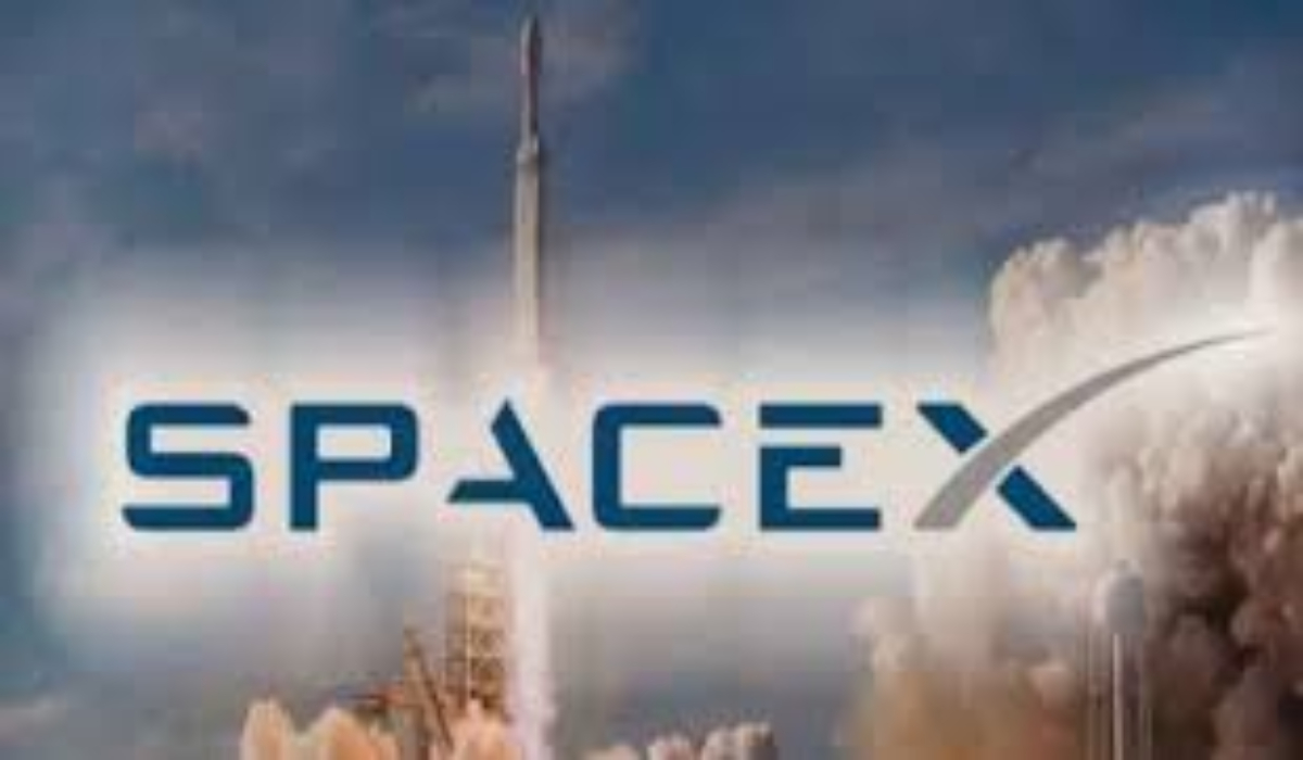 شركة SpaceX تطلق 27 قمر صناعي من ستارلينك للإنترنت الفضائي