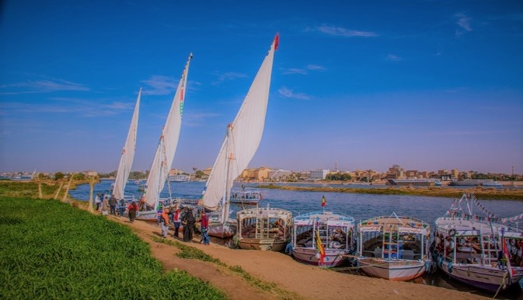 ركوب فلوكة إلى جزيرة الموز