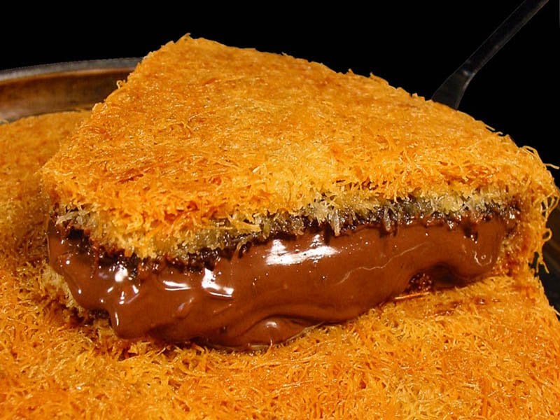 الكنافة بالنوتيلا